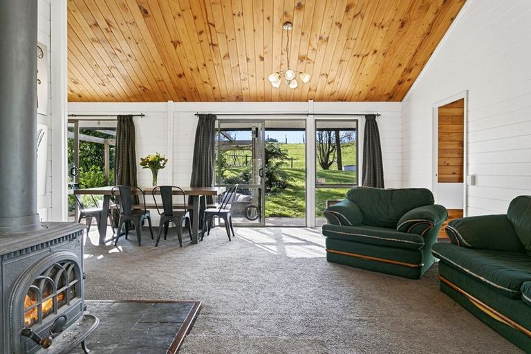 Photo of property in 1082 Mapara Road, Kinloch, Taupo, 3385