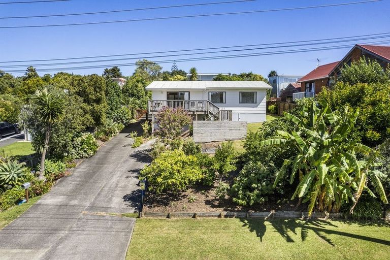 Photo of property in 2/26 Otanerua Road, Hatfields Beach, Orewa, 0931