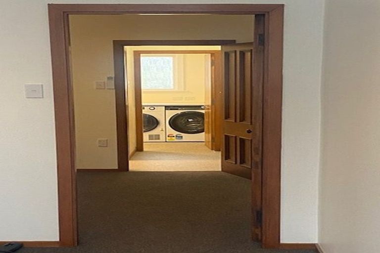 Photo of property in 1/27 Brougham Street, Mount Victoria, Wellington, 6011