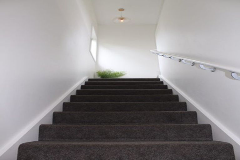 Photo of property in 111g Cliffs Road, Saint Clair, Dunedin, 9012