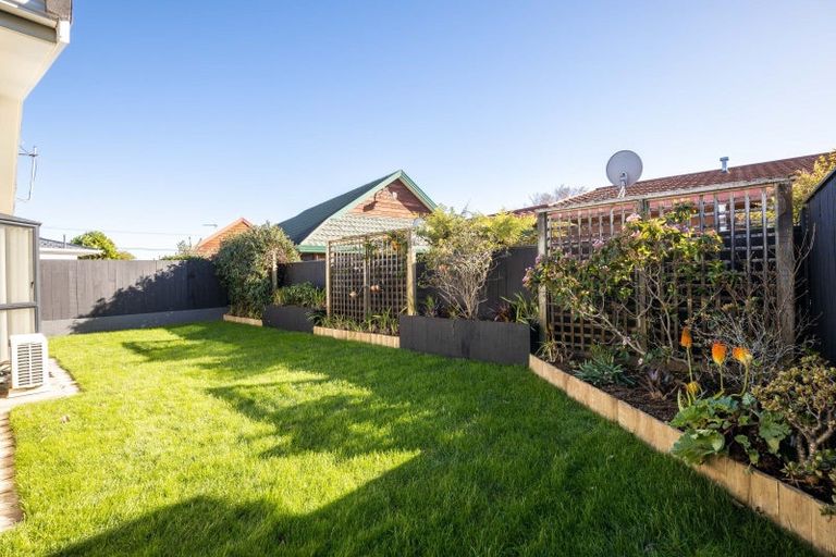 Photo of property in 273/1 Mangorei Road, Merrilands, New Plymouth, 4312