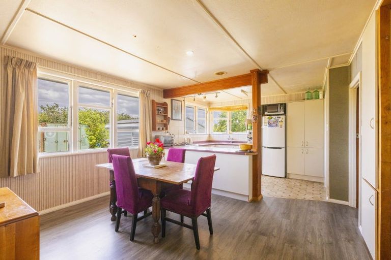 Photo of property in 57 Owen Street, Tikokino, Waipawa, 4273