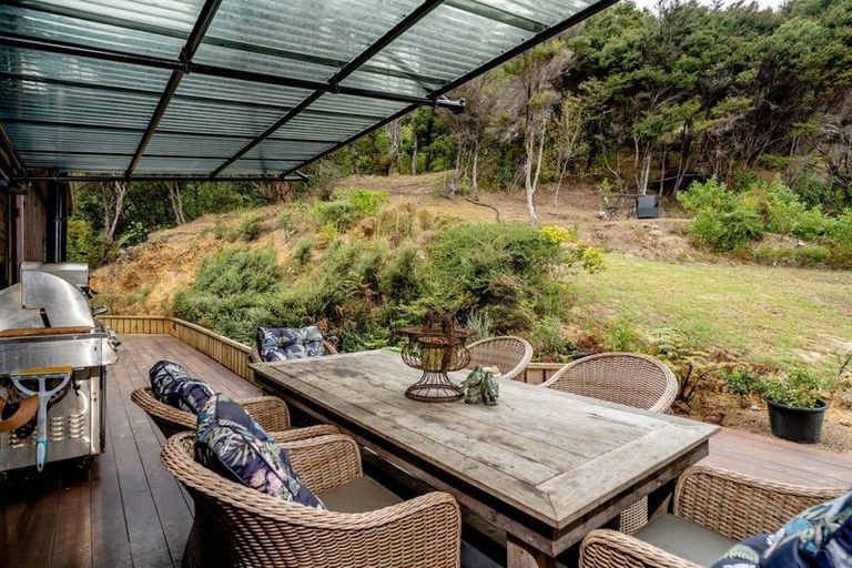 Photo of property in 8 Ngarimu Heights Row, Ngarimu Bay, Thames, 3575