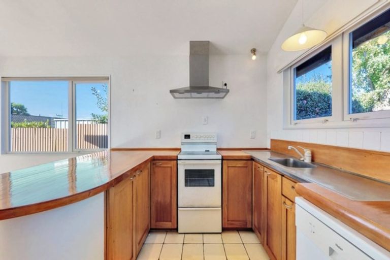 Photo of property in 274 Otumoetai Road, Otumoetai, Tauranga, 3110