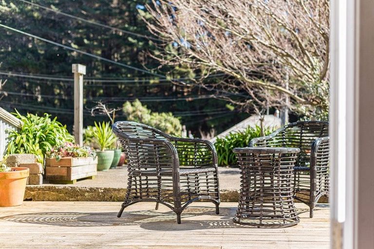 Photo of property in 19 Royal Street, Berhampore, Wellington, 6023