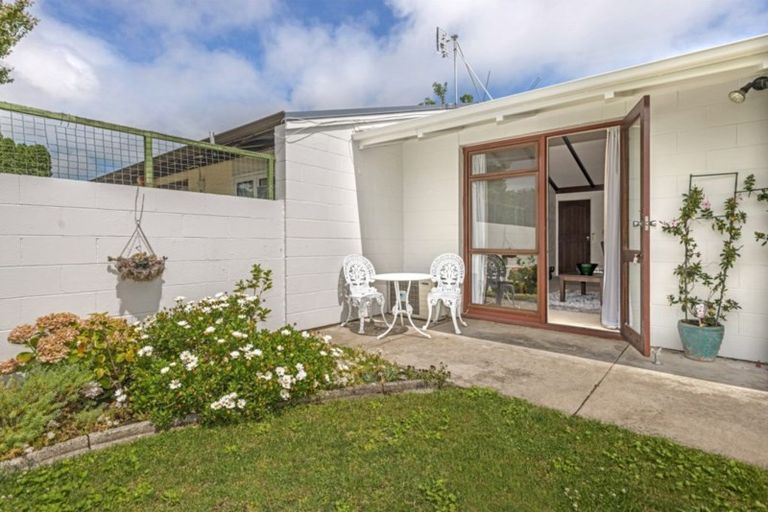 Photo of property in 2/63 Harris Street, Kaiti, Gisborne, 4010