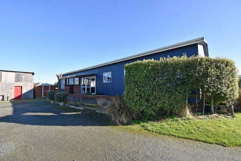 Photo of property in 111 Avon Road, Clifton, Invercargill, 9812