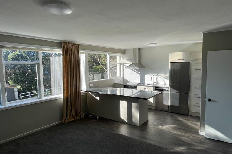 Photo of property in 4 Raroa Road, Kelburn, Wellington, 6012