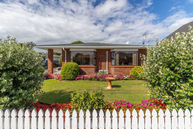 Photo of property in 9 Norman Street, Lower Vogeltown, New Plymouth, 4310