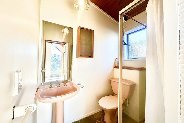 Photo of property in 2a Sirius Place, Botany Downs, Auckland, 2010