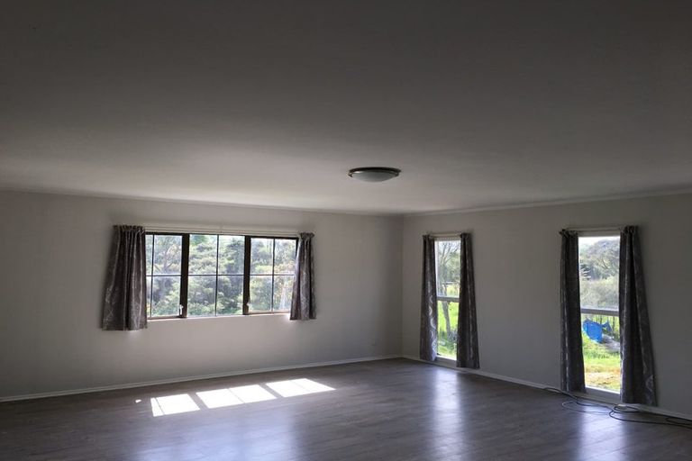 Photo of property in 695 State Highway 16, Kumeu, 0891