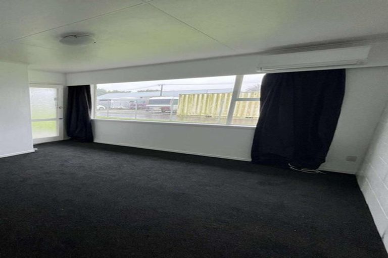 Photo of property in 44 Cambridge Street, Levin, 5510