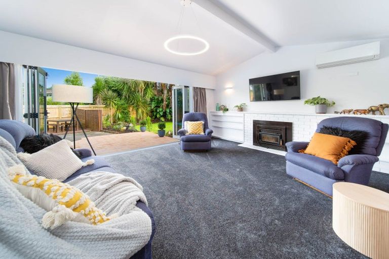 Photo of property in 16 Sierra Avenue, Te Kamo, Whangarei, 0112