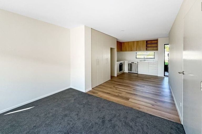 Photo of property in 4/42 Brandon Road, Glen Eden, Auckland, 0602