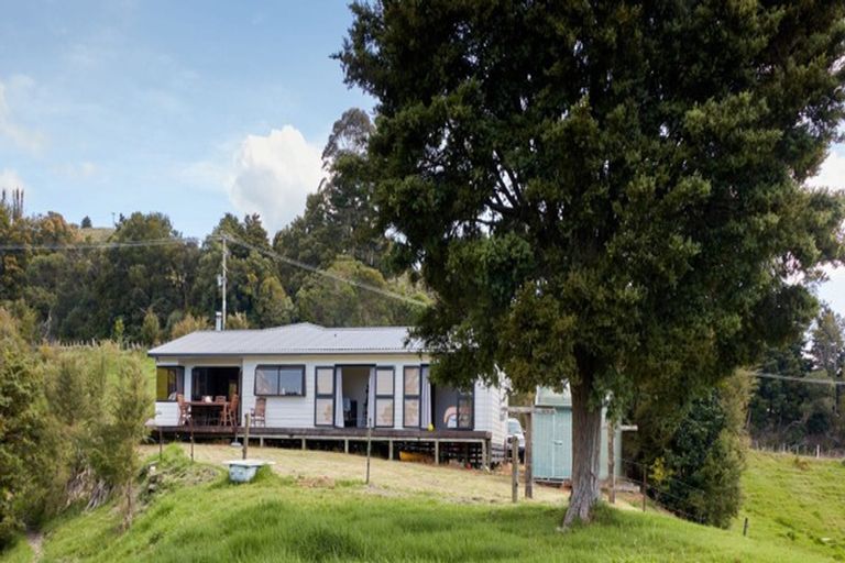 Photo of property in 53 Pakaru Road, Kawakawa, 0282