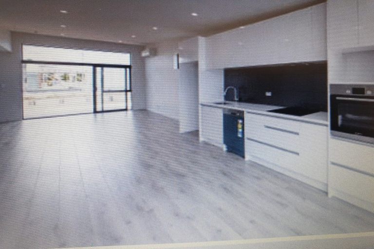 Photo of property in 17 Hoiho Road, Pukekohe, 2120