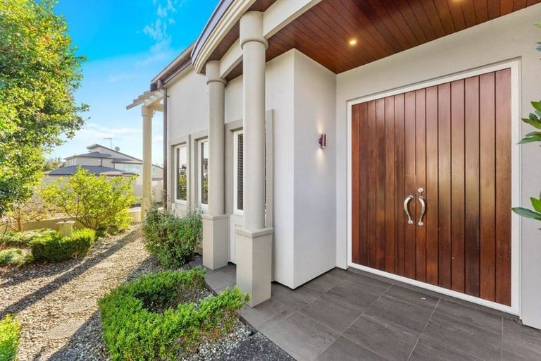 Photo of property in 72 Compass Way, Half Moon Bay, Auckland, 2012