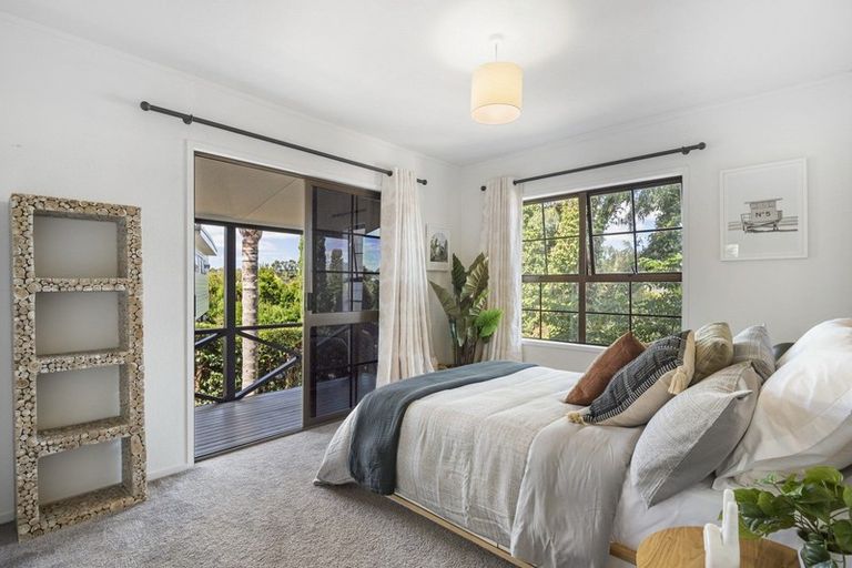 Photo of property in 8 Bellcroft Place, Belmont, Auckland, 0622