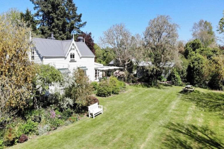 Photo of property in 61 Gordon Street, Southbridge, 7602