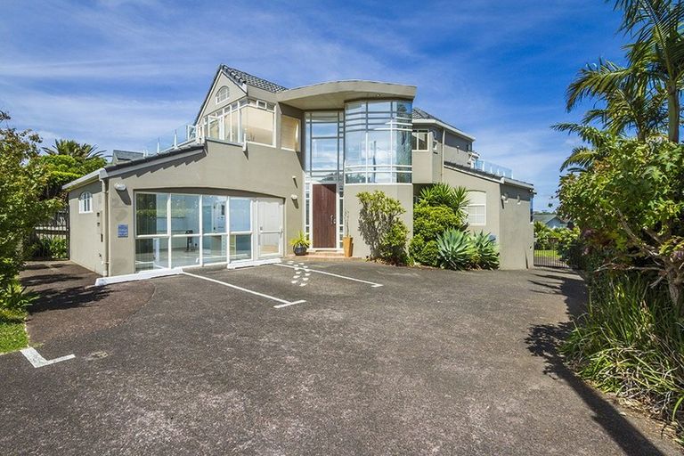 Photo of property in 22 Kitchener Road, Takapuna, Auckland, 0620