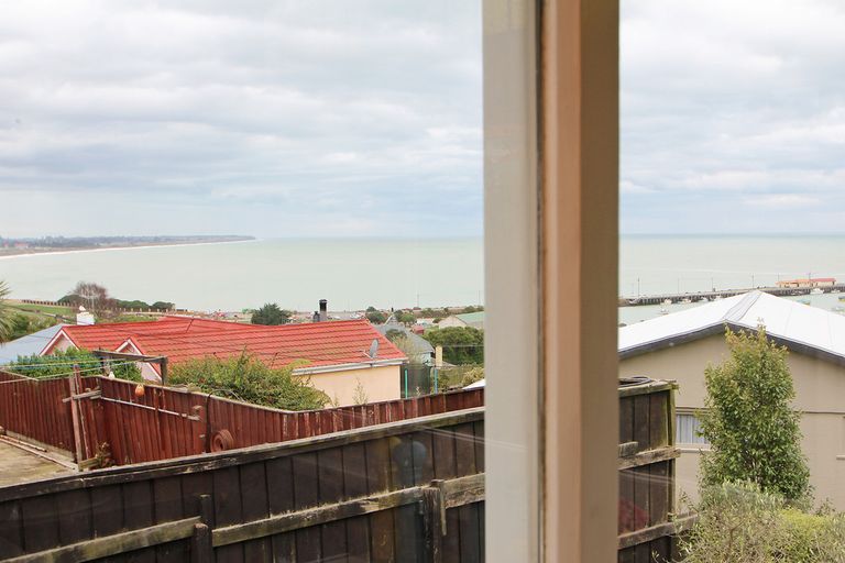 Photo of property in 79 Tees Street, South Hill, Oamaru, 9400