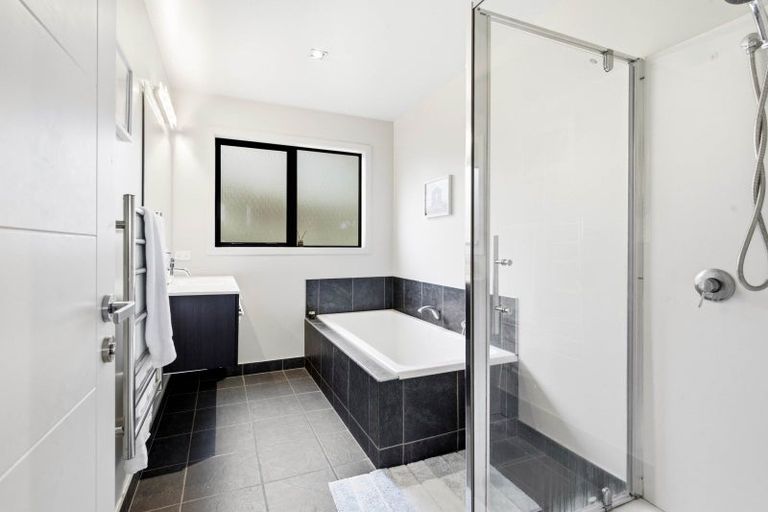 Photo of property in 24 Wills Street, Balaclava, Dunedin, 9011