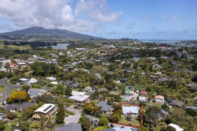 Photo of property in 69 Lorenzen Bay Road, Raglan, 3225