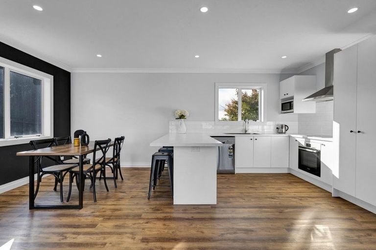 Photo of property in 20a Maple Crescent, Whalers Gate, New Plymouth, 4310