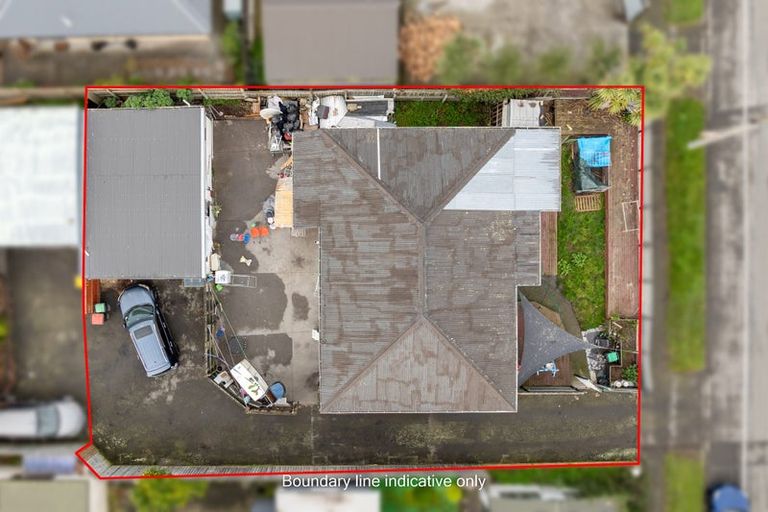 Photo of property in 1/381 Linwood Avenue, Bromley, Christchurch, 8062