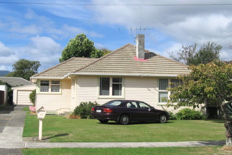 Photo of property in 15 Mary Crescent, Elderslea, Upper Hutt, 5018