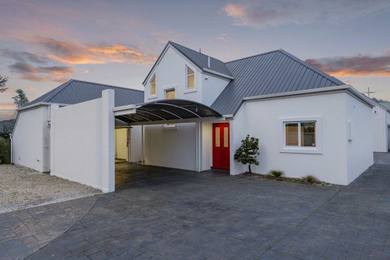 Photo of property in 1/148 Memorial Avenue, Burnside, Christchurch, 8053