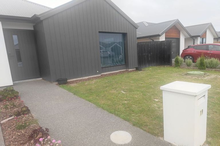Photo of property in 19 Navarra Road, Halswell, Christchurch, 8025
