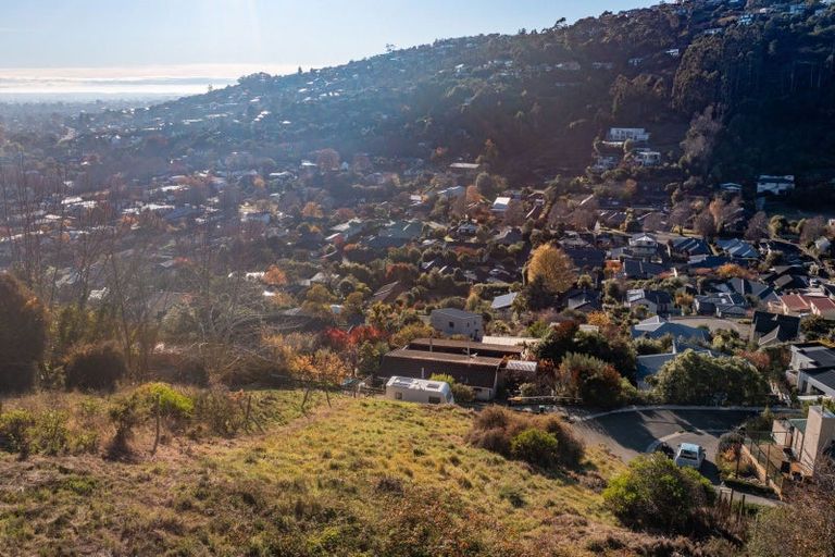 Photo of property in 16 Emerald Lane, Cashmere, Christchurch, 8022