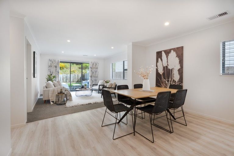 Photo of property in 65 Melksham Drive, Churton Park, Wellington, 6037