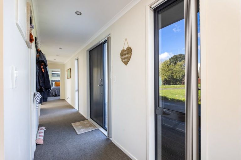 Photo of property in 20 Bosworth Street, Egmont Village, 4372