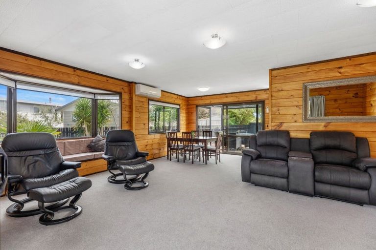 Photo of property in 41 Topaz Drive, Papamoa Beach, Papamoa, 3118