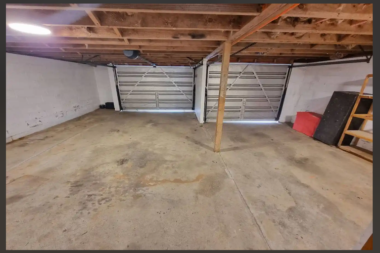 Photo of property in 151 Bleakhouse Road, Mellons Bay, Auckland, 2014