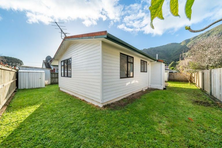 Photo of property in 193a Whites Line East, Waiwhetu, Lower Hutt, 5010