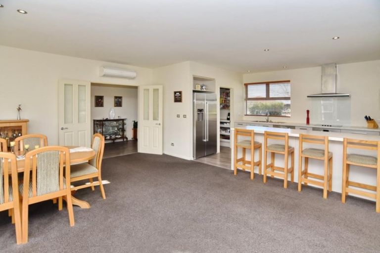 Photo of property in 168 Johns Road, Rangiora, 7400