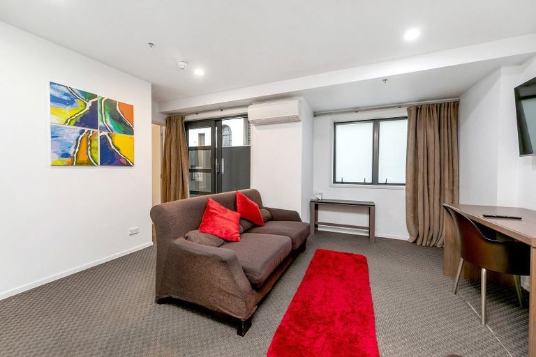 Photo of property in St Martins Waldorf Apartments, 2c/6 Saint Martins Lane, Grafton, Auckland, 1010