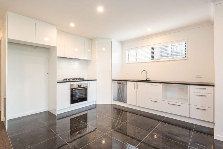 Photo of property in 3 Holmes Hanover Lane, Halswell, Christchurch, 8025