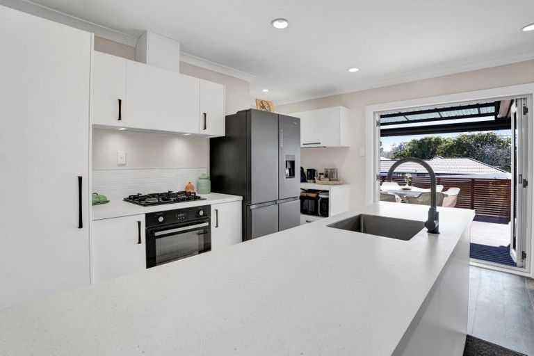 Photo of property in 7 Saxton Road, Upper Vogeltown, New Plymouth, 4310