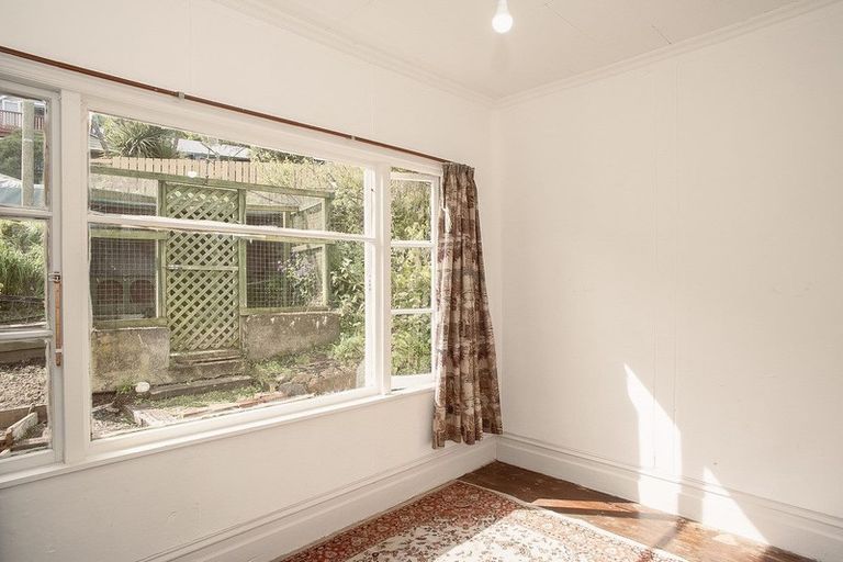 Photo of property in 24a Voelas Road, Lyttelton, 8082