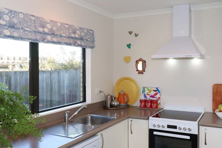 Photo of property in Villa Estate, 60/55 Armstrong Avenue, Carterton, 5713