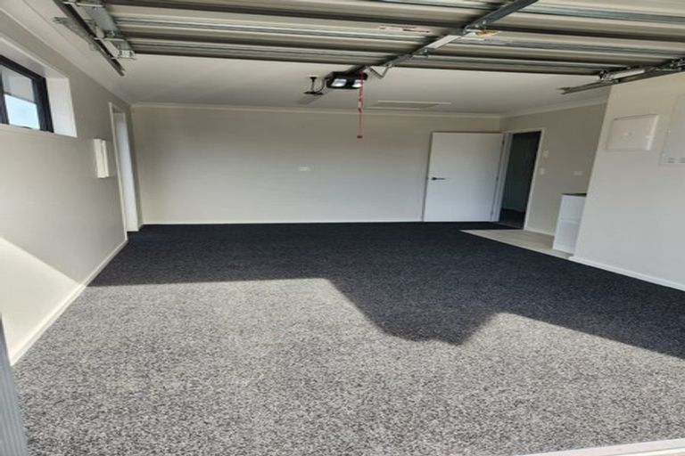 Photo of property in 5 Tractor Way, Papamoa, 3118