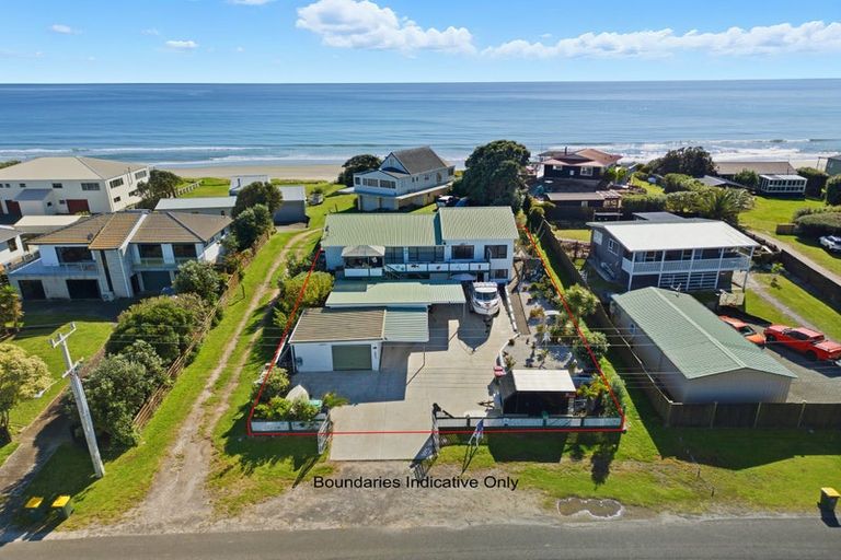 Photo of property in 647 Pukehina Parade, Pukehina, Te Puke, 3189