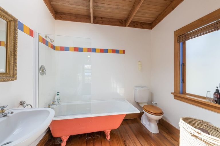 Photo of property in 17 Harper Street, Nelson, 7010