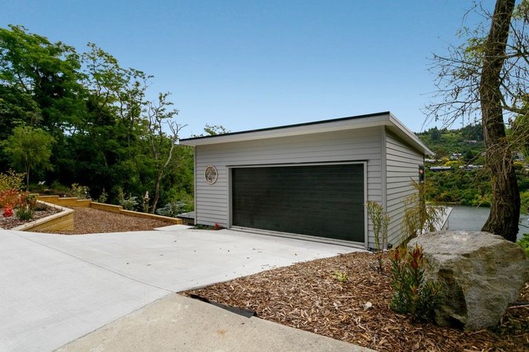 Photo of property in 19 Parawera Drive, Acacia Bay, Taupo, 3330