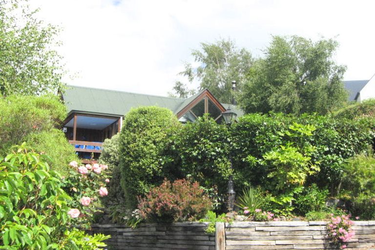 Photo of property in 9 Pompeys Place, Akaroa, 7520