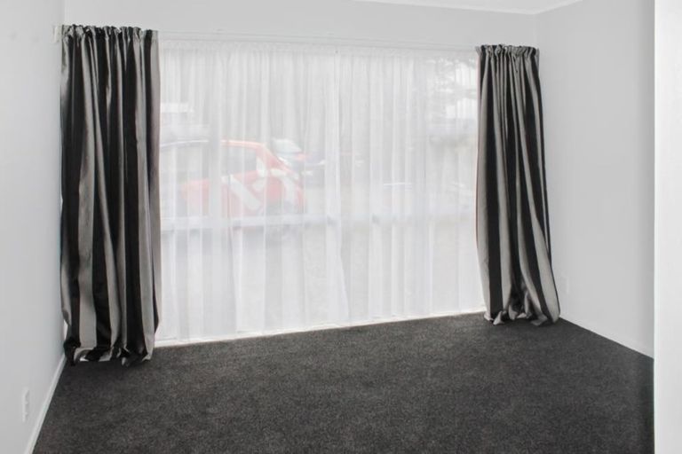 Photo of property in Sharella Park Cattery, 578 Kairanga Bunnythorpe Road, Newbury, Palmerston North, 4478